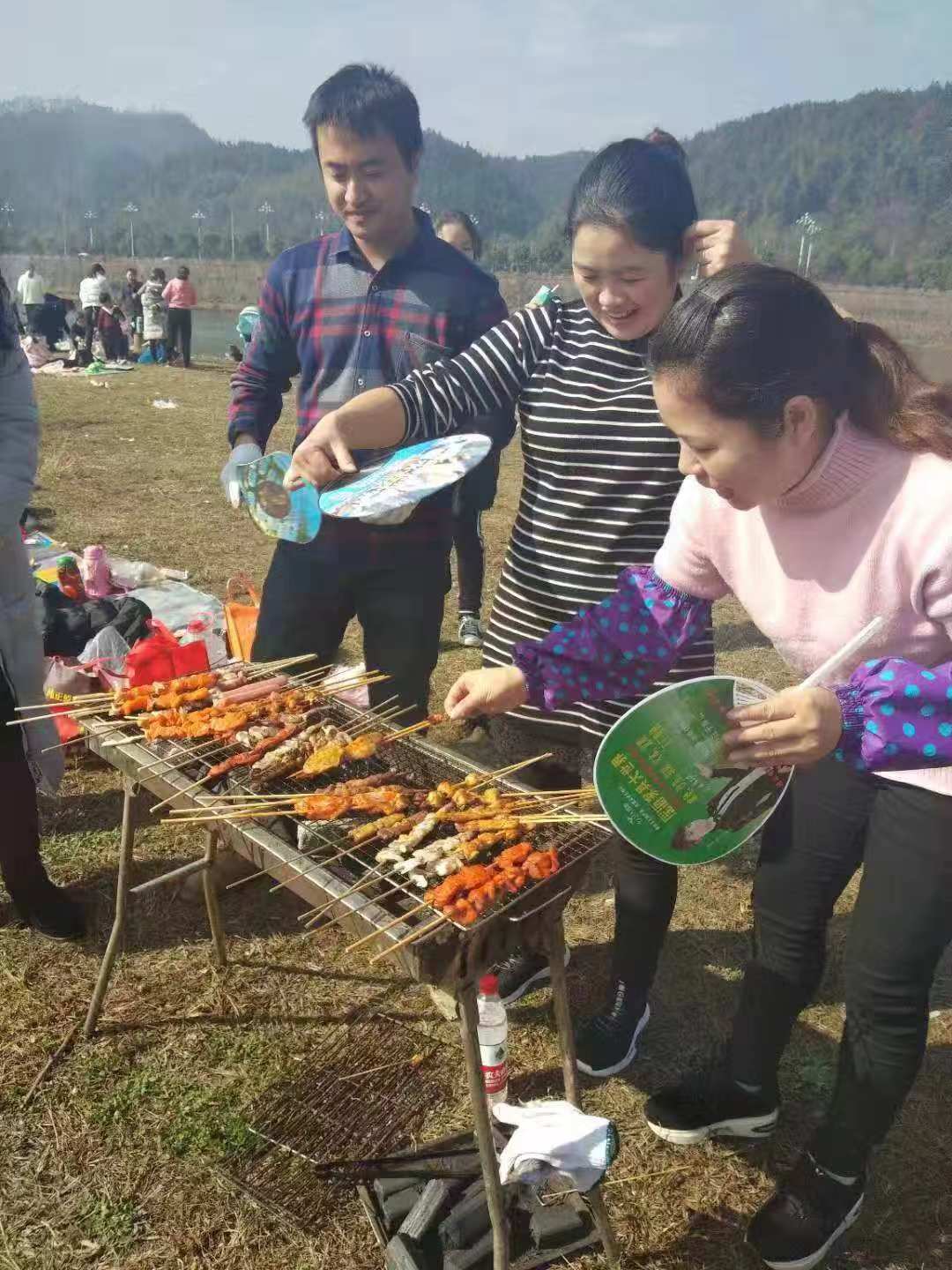 黃山眾逸-拓展團(tuán)建燒烤活動(dòng)